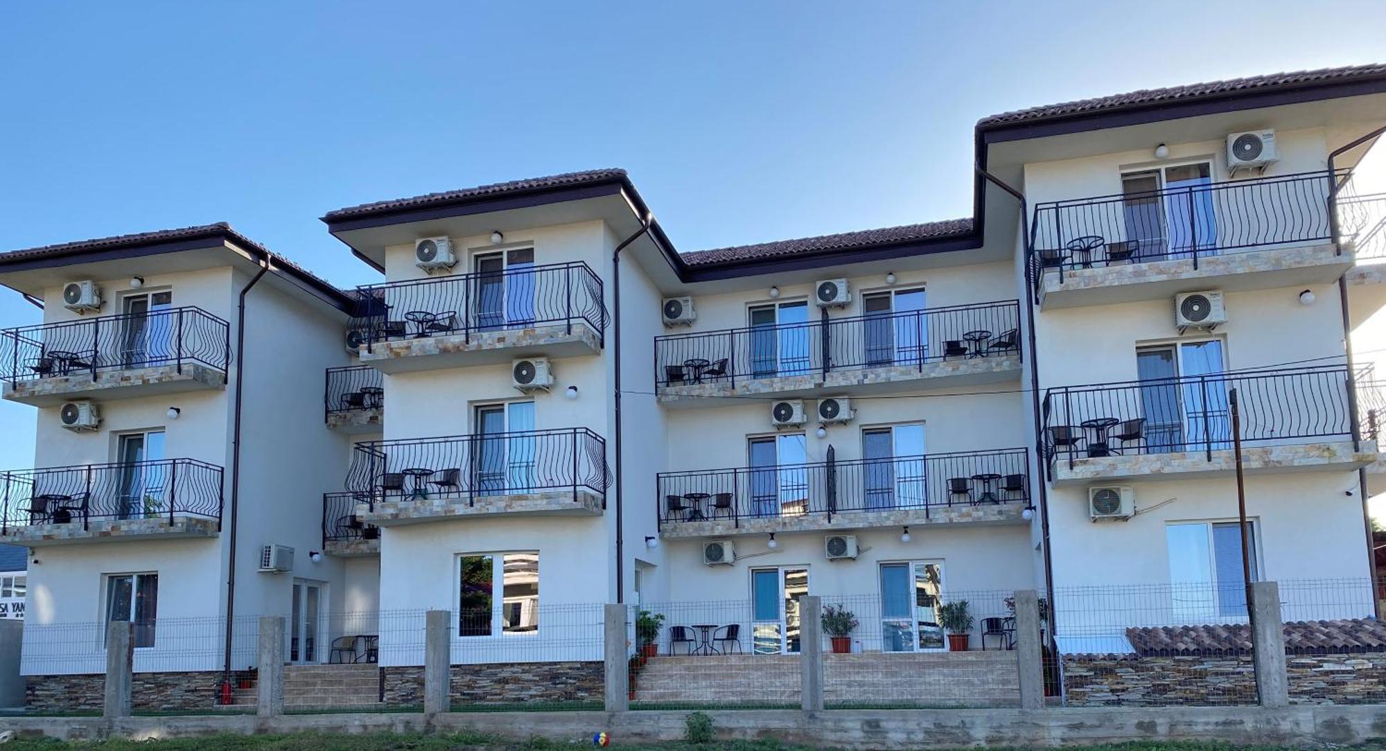 Vila Amir Vama Veche Bagian luar foto